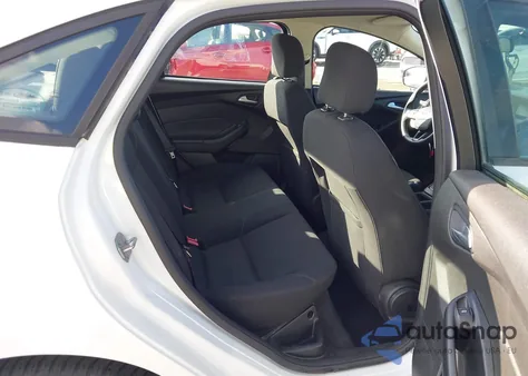 2016 Ford Focus Se z USA, uszkodzony, nr VIN 1FADP3F25GL269262